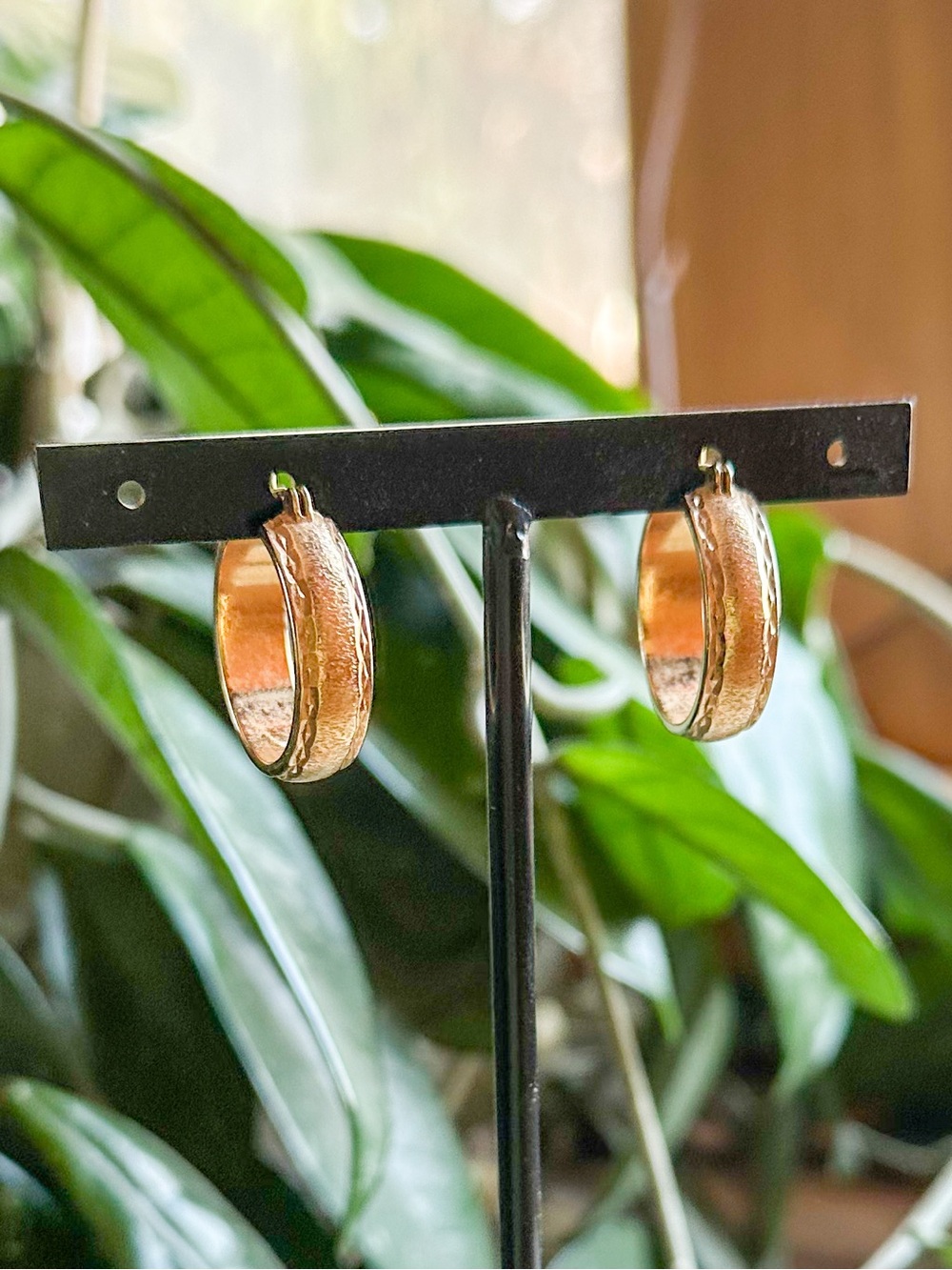 Vintage gold hoop earrings